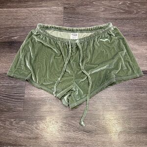 Victoria Secret Pink Shorts Sleepwear Green Velvet Logo Dog Women’s Small
